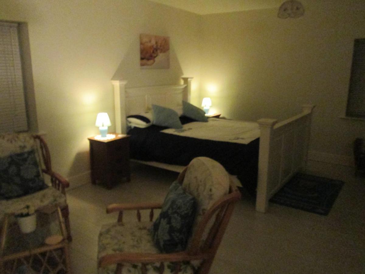 The Willow Room Ashford Екстериор снимка